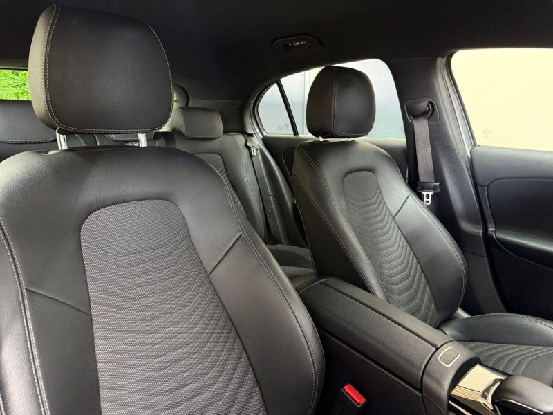 MERCEDES CLASSE A A180 D STYLE LINE 7G-DCT 2020