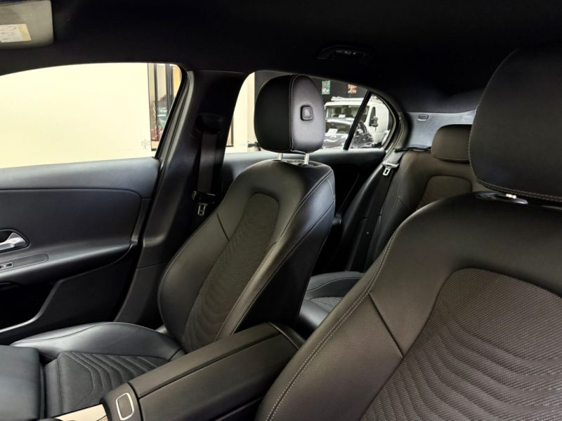MERCEDES CLASSE A A180 D STYLE LINE 7G-DCT 2020
