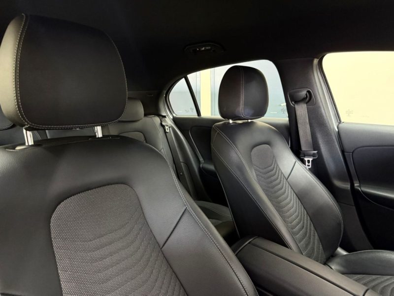 MERCEDES CLASSE A A180 D STYLE LINE 7G-DCT 2020