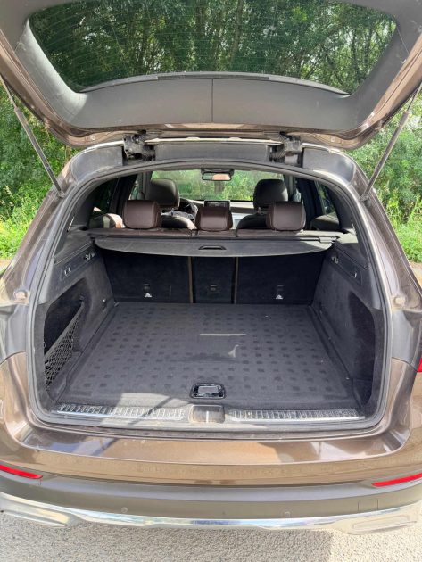 MERCEDES GLC 220D 4MATIC PREMIERE MAIN ENTRETIEN COMPLET 