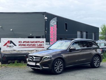 MERCEDES GLC 220D 4MATIC PREMIERE MAIN ENTRETIEN COMPLET 