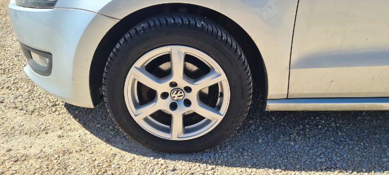 VOLKSWAGEN Polo - 70ch essence