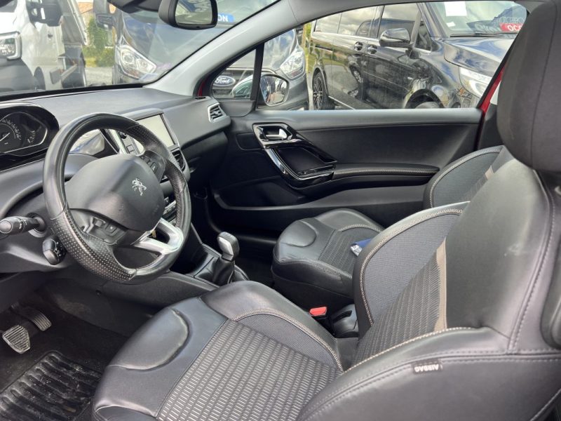 PEUGEOT 208 I (CA_, CC_) 1.2 VTI 82 2015