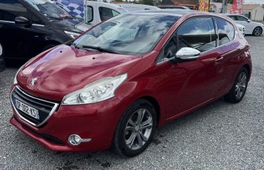 PEUGEOT 208 I (CA_, CC_) 1.2 VTI 82 2015