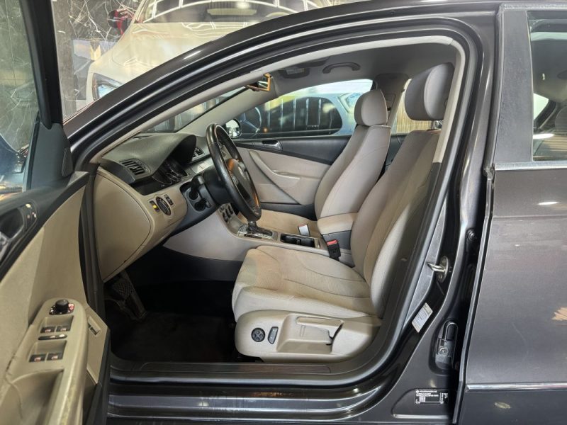 VOLKSWAGEN PASSAT CONFORT 2.0 FSI 150 TIPTRONIC 2005