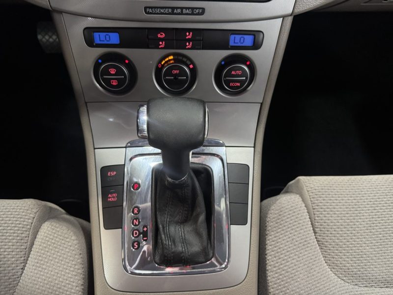 VOLKSWAGEN PASSAT CONFORT 2.0 FSI 150 TIPTRONIC 2005