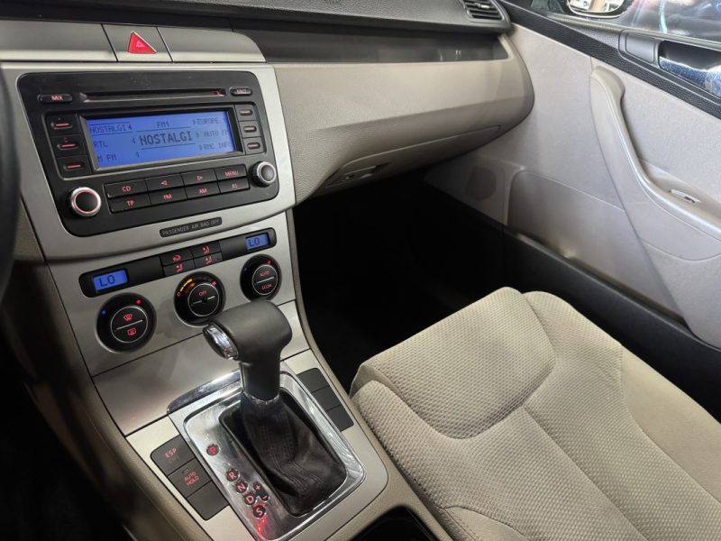 VOLKSWAGEN PASSAT CONFORT 2.0 FSI 150 TIPTRONIC 2005