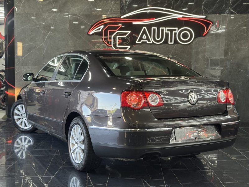 VOLKSWAGEN PASSAT CONFORT 2.0 FSI 150 TIPTRONIC 2005