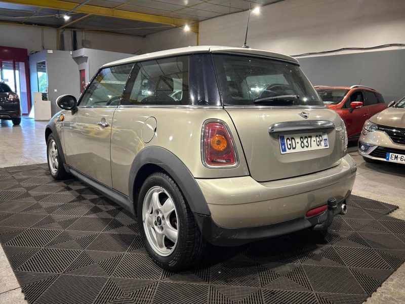MINI COOPER COOPER D