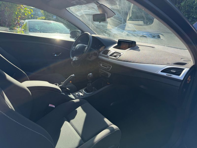 Renault Mégane III Coupé Phase 2 1.5 dCi 110ch Dynamique