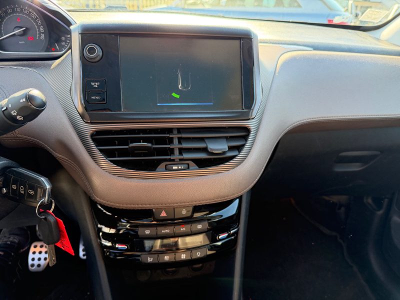 PEUGEOT 2008 1.6 E-HDI 115CH ALLURE TOIT PANO GARANTIE