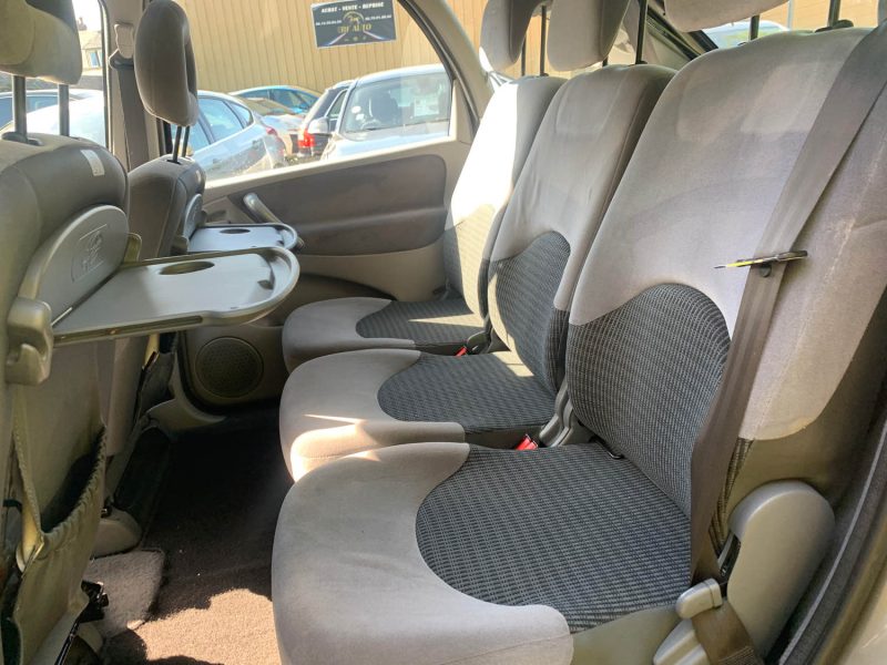 CITROEN XSARA PICASSO 1.6 HDI - 16V TURBO 2010
