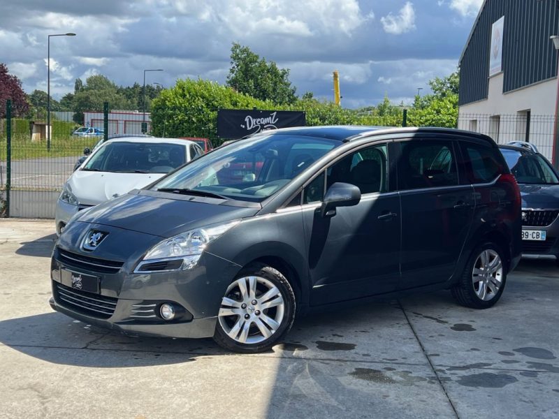 Peugeot 5008 1.6 HDi / Garantie 3/12 Mois