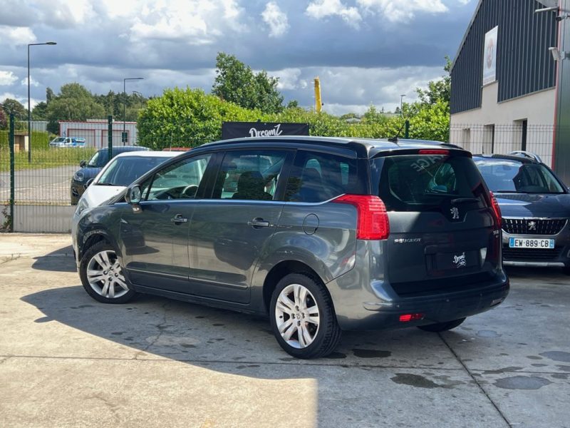 Peugeot 5008 1.6 HDi / Garantie 3/12 Mois