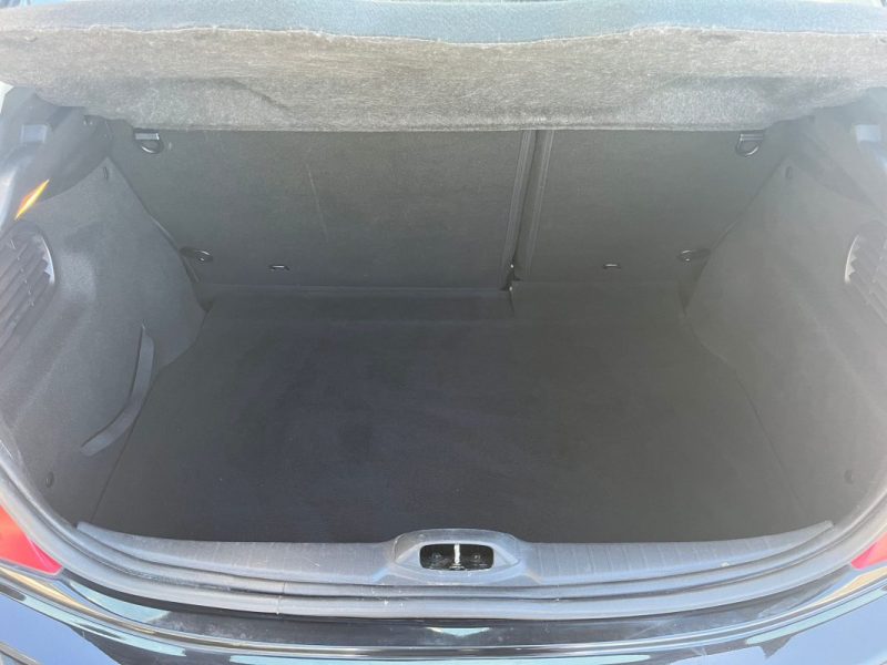 PEUGEOT 208 1.6 E-HDI 92 ACTIVE- COURROIE DE DISTRIB OK