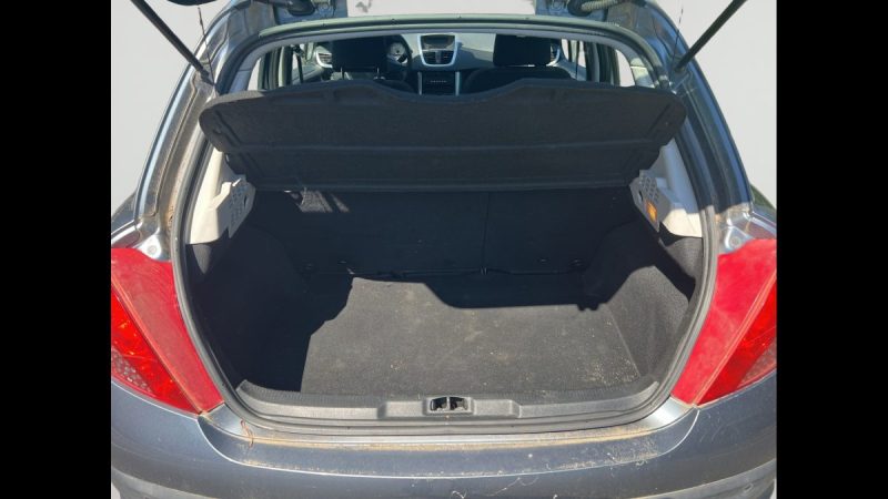 PEUGEOT 207 1.6 VTI 16V 120ch EXECUTIVE 2008