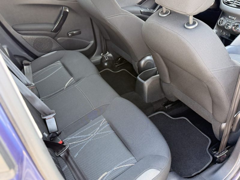 PEUGEOT 208 I (CA_, CC_) 1.4 HDI FAP 68 CV 2013 213 000KM 2013