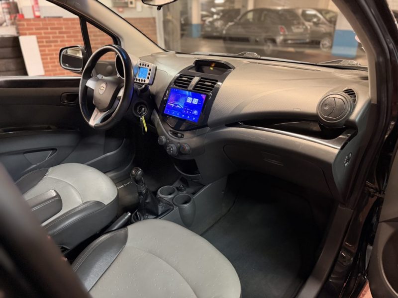 CHEVROLET SPARK  68ch 1ère Main 