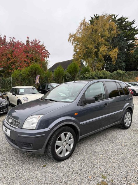 FORD FUSION 1.4 TDCI 68 TREND 2004