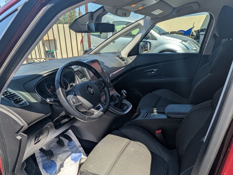RENAULT SCENIC IV 1.3 TCE 140 BUSINESS PACK 2EME MAIN ENTRETIEN RENAULT GARANTIE 12 MOIS