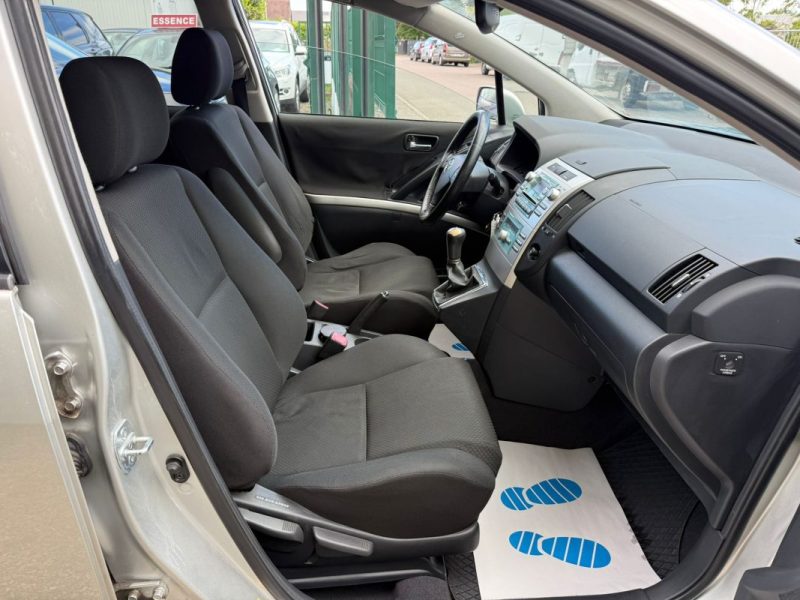 TOYOTA COROLLA VERSO II 1.8l VVT-I BVM5 130CV 7 PLACES