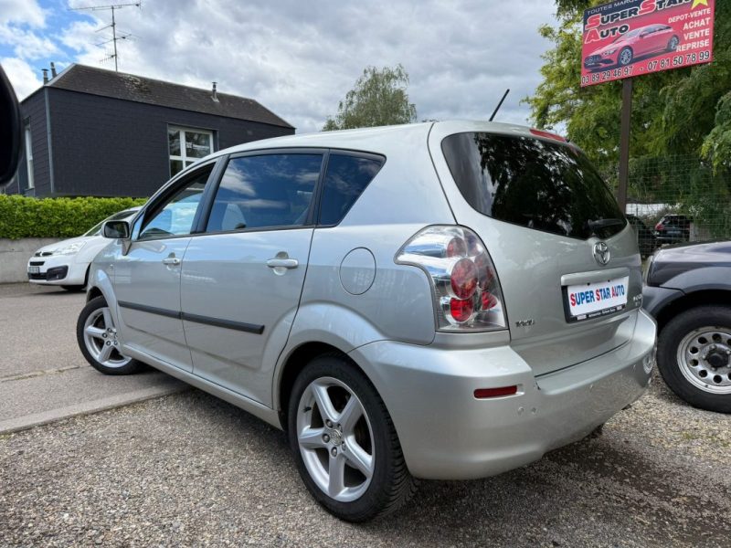 TOYOTA COROLLA VERSO II 1.8l VVT-I BVM5 130CV 7 PLACES