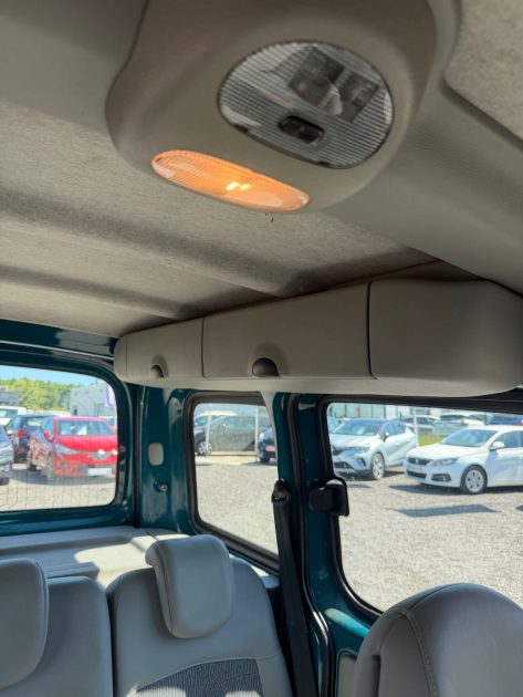 RENAULT KANGOO AUTHENTIQUE 4X4 1.6 essence FAIRWAY