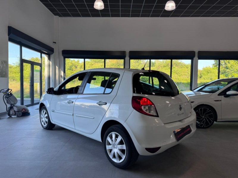 RENAULT CLIO 1.5 DCI 90cv PHASE 2 / CLIM / 1 ERE MAIN
