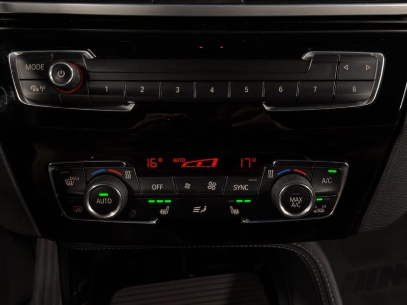 BMW X1 F48 18i SDRIVE 1.5 140 Cv KEYLESS LEDS ECRAN GPS HAYON ELECTRIQUE CRIT AIR 1 - GARANTIE 1 AN