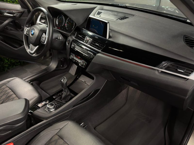 BMW X1 F48 18i SDRIVE 1.5 140 Cv KEYLESS LEDS ECRAN GPS HAYON ELECTRIQUE CRIT AIR 1 - GARANTIE 1 AN