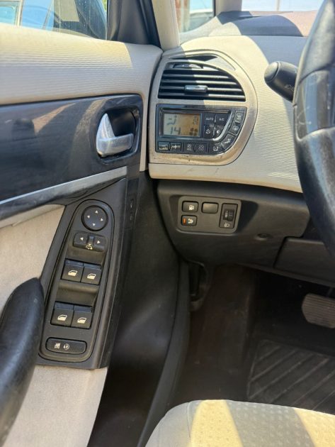 Citroen C4 Picasso 2.0 HDI 138 Ch 7 Place Garantie