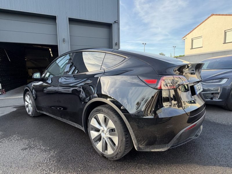 TESLA MODEL Y STANDARD RWD 2023