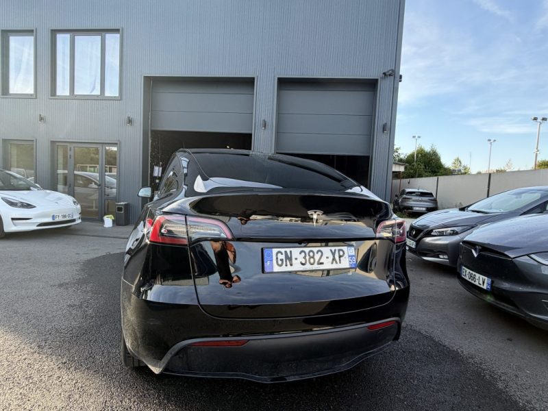 TESLA MODEL Y STANDARD RWD 2023