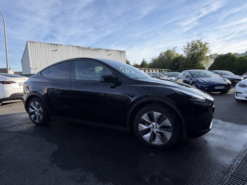 TESLA MODEL Y STANDARD RWD 2023
