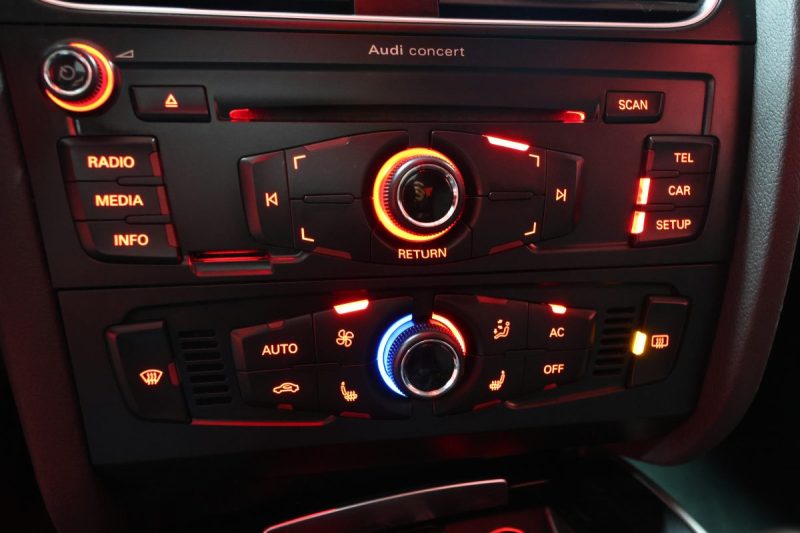 🟢 Audi A5 2.0 TFSI coupe 180 cv Ecran / Détecteur / Régulateur / Sièges Chauffants / 1er Main