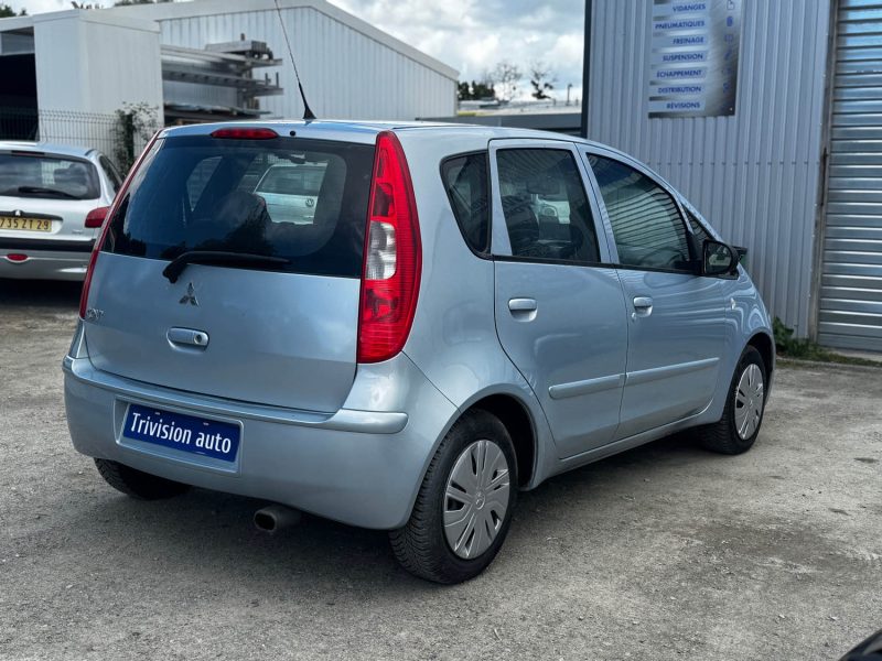 MITSUBISHI  COLT 1.3 INSTYLE 70 KW / 95 CH 2004