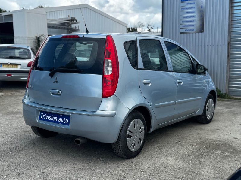 MITSUBISHI  COLT 1.3 INSTYLE 70 KW / 95 CH 2004