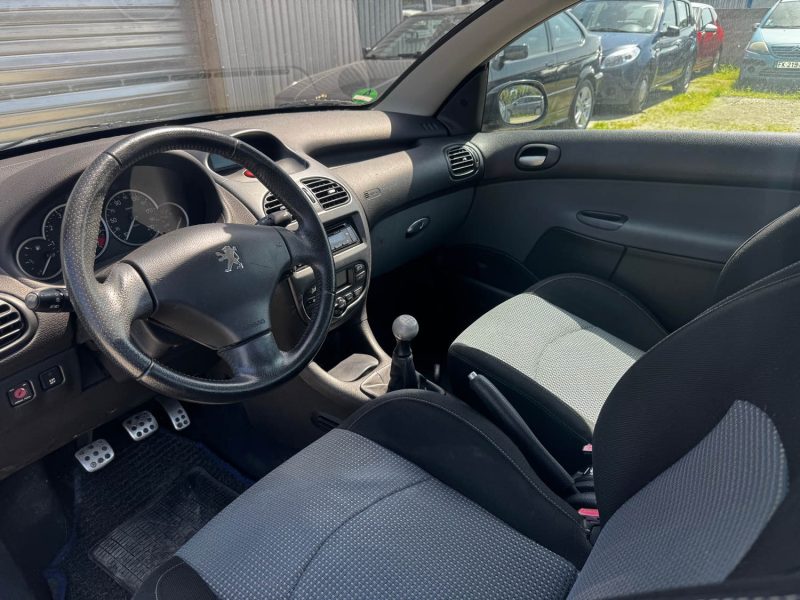 PEUGEOT  206 CC  2.0 135CH 2005