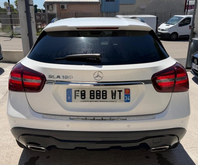 MERCEDES GLA 180 122ch STARLIGHT EDITION 2019