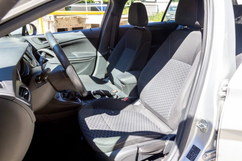 Opel Astra 1.6 CDTi Sports Tourer Edition 110cv ✨ Chaîne de distribution neuve - Garantie 6 mois