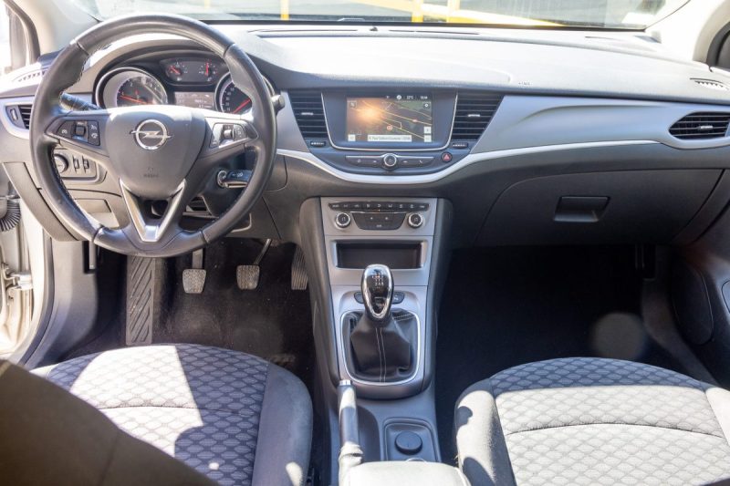 Opel Astra 1.6 CDTi Sports Tourer Edition 110cv ✨ Chaîne de distribution neuve - Garantie 6 mois
