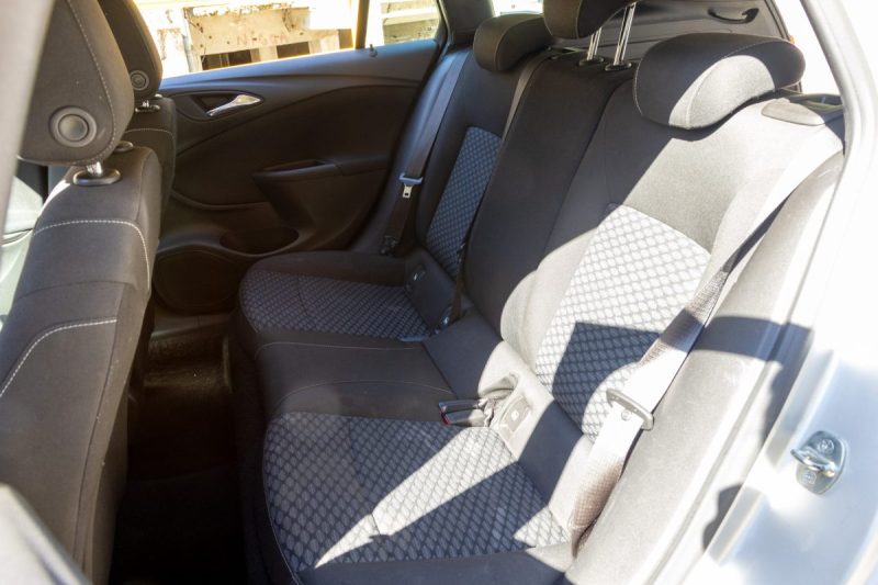 Opel Astra 1.6 CDTi Sports Tourer Edition 110cv ✨ Chaîne de distribution neuve - Garantie 6 mois