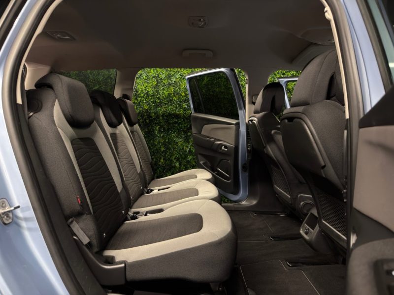 CITROEN C4 PICASSO GRAND 1.2 TURBO 130 Cv 1ERE MAIN / 7 PLACES CRIT AIR 1 - GARANTIE 1 AN
