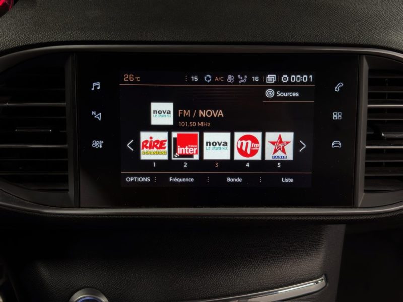 PEUGEOT 308 II PHASE 2 ALLURE 1.2 TURBO 130 BOITE AUTO EAT8 TOIT PANO APPLE & ANDROID - GARANTIE 1an