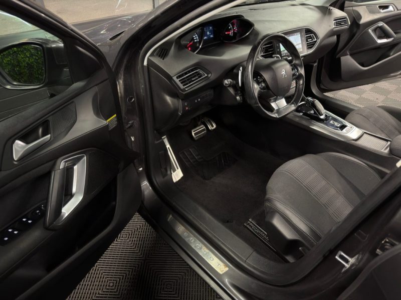 PEUGEOT 308 II PHASE 2 ALLURE 1.2 TURBO 130 BOITE AUTO EAT8 TOIT PANO APPLE & ANDROID - GARANTIE 1an