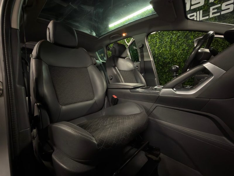 PEUGEOT 3008 PHASE 2 ALLURE 1.6 HDI 120 Cv TOIT PANORAMIQUE / GPS BVM6 CRIT AIR 2 - GARANTIE 1 AN