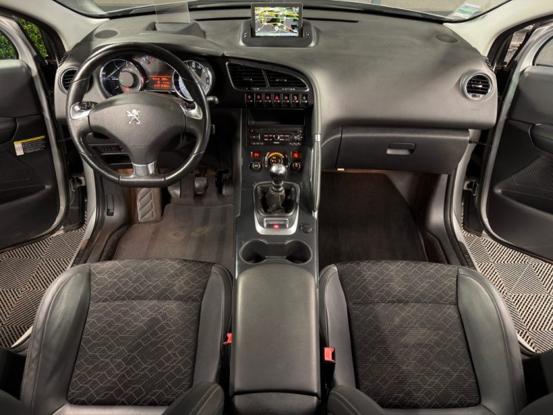 PEUGEOT 3008 PHASE 2 ALLURE 1.6 HDI 120 Cv TOIT PANORAMIQUE / GPS BVM6 CRIT AIR 2 - GARANTIE 1 AN