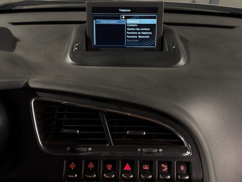 PEUGEOT 3008 PHASE 2 ALLURE 1.6 HDI 120 Cv TOIT PANORAMIQUE / GPS BVM6 CRIT AIR 2 - GARANTIE 1 AN
