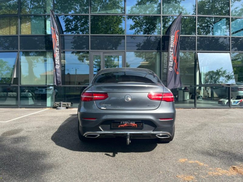 MERCEDES-BENZ Classe GLC Coupé 220 d 170 ch AMG Line 4MATIC Boîte Auto 9G-Tronic / Attelage