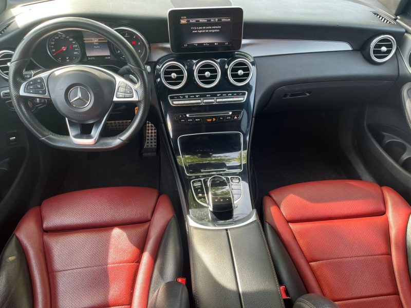 MERCEDES-BENZ Classe GLC Coupé 220 d 170 ch AMG Line 4MATIC Boîte Auto 9G-Tronic / Attelage
